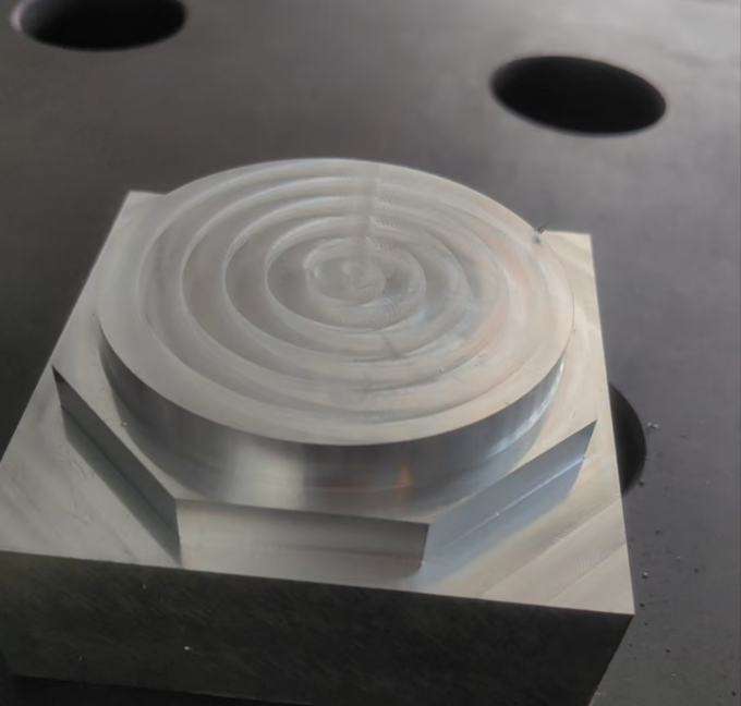 4 Achsen 3 Achsen Vertikalbearbeitungszentrum SV960L Tischgröße 1100*550mm Vertikalfräsenzentrum 13