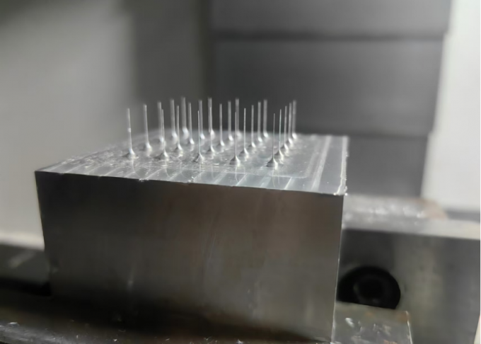 4 Achsen 3 Achsen Vertikalbearbeitungszentrum SV960L Tischgröße 1100*550mm Vertikalfräsenzentrum 14