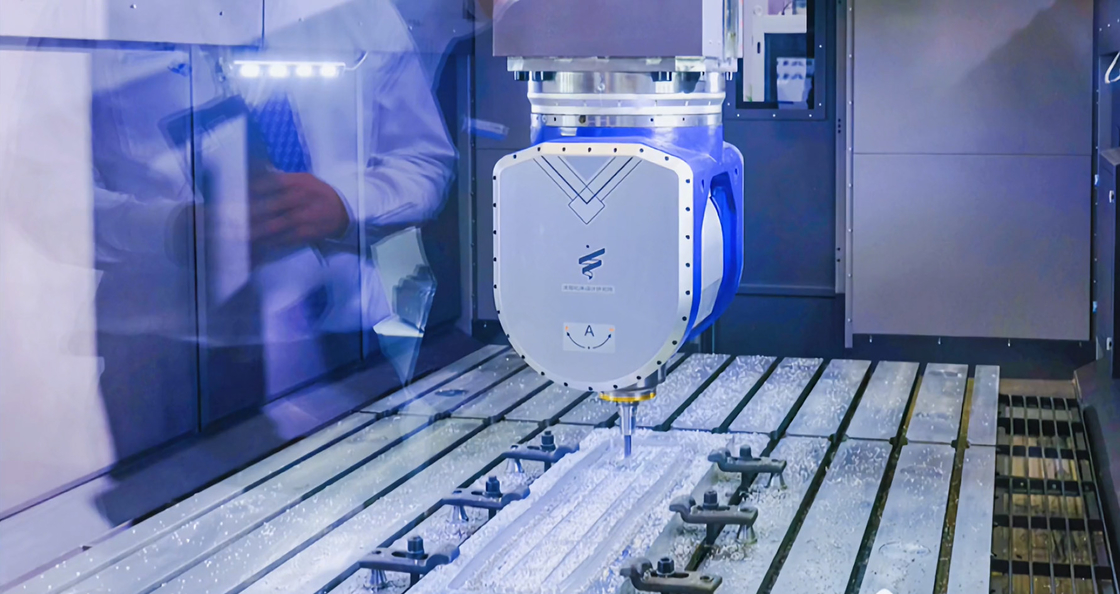 GMC Bewegungsbalken-Gantry-Bearbeitungszentrum Mechanische Schiffindustrie 4-Achsen-CNC-Fräsmaschine