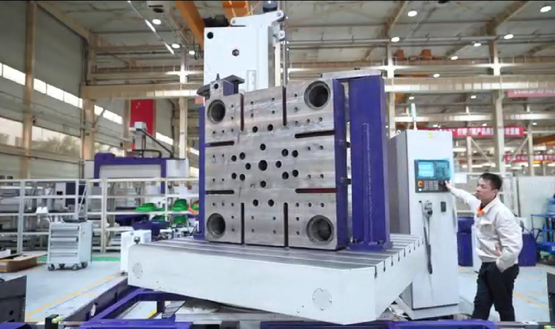 SMTCL Schwere horizontale 5-Achsen-Fräsmaschine PBC130R CNC-Bearbeitungszentrum Fräsmaschinen