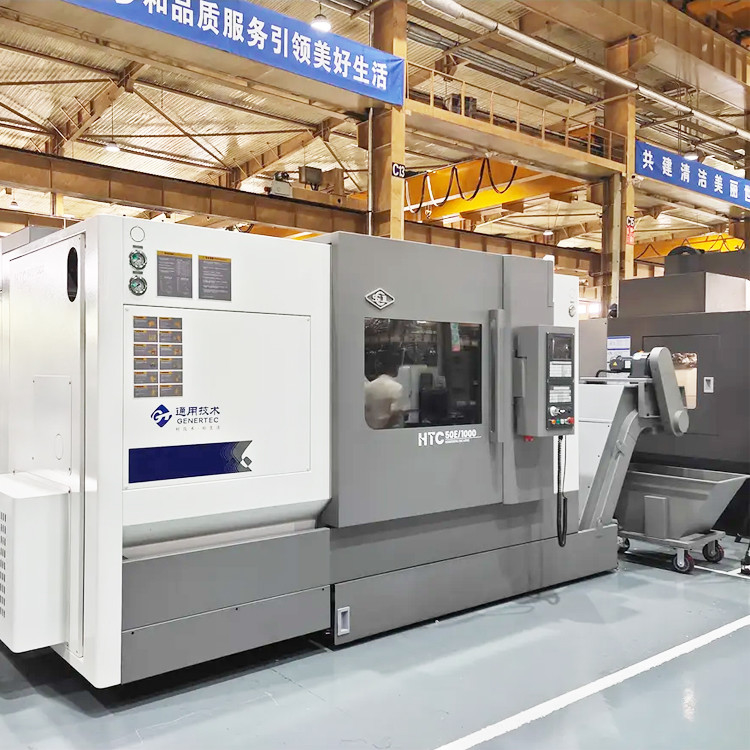 SMTCL CNC Drehmaschine HTC50B Hydraulic Tailstock Horizontale 12 Station Servo Turret Schrägbett CNC Drehmaschine für Metall