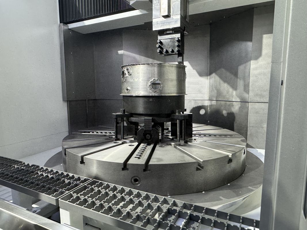 Schwere vertikale CNC-Drehmaschine VTC250140H Max.Swing-Durchmesser 3000mm Neue Energielager CNC-Vertikaldrehmaschine