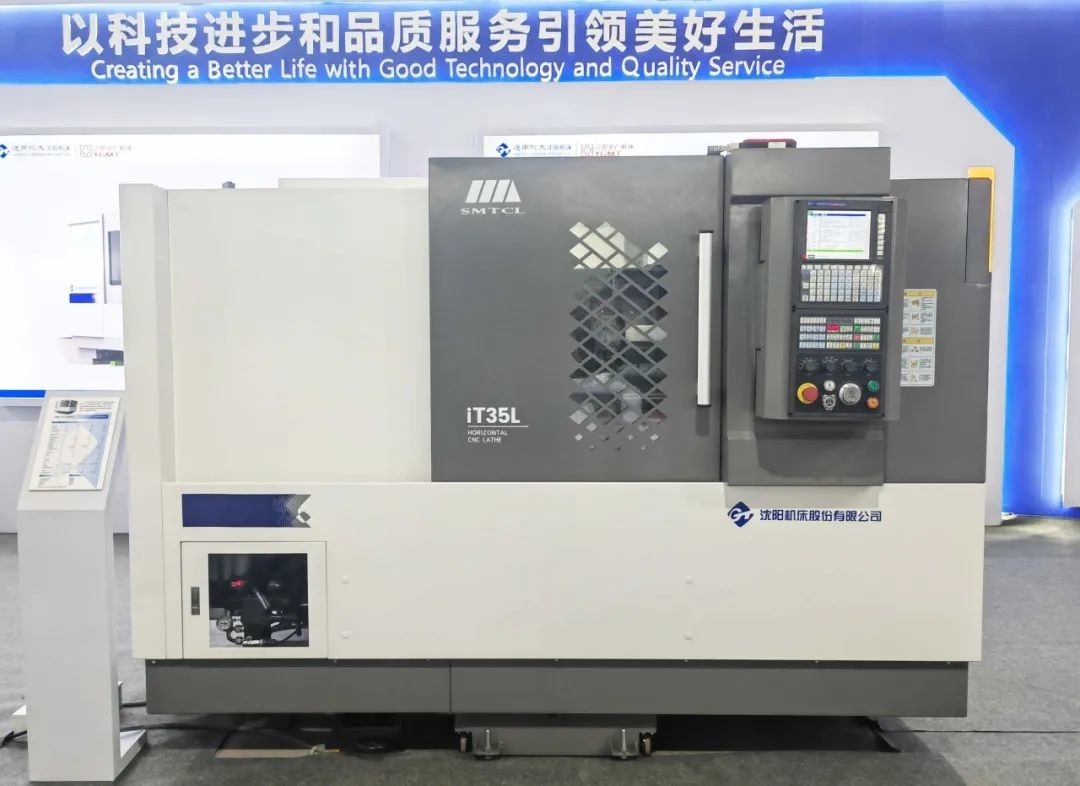 Slant Bed CNC Drehmaschine IT50 Dia.of Spindel Loch 80mm FANUC Antrieb Hohe Steifigkeit Horizontale CNC Drehmaschine