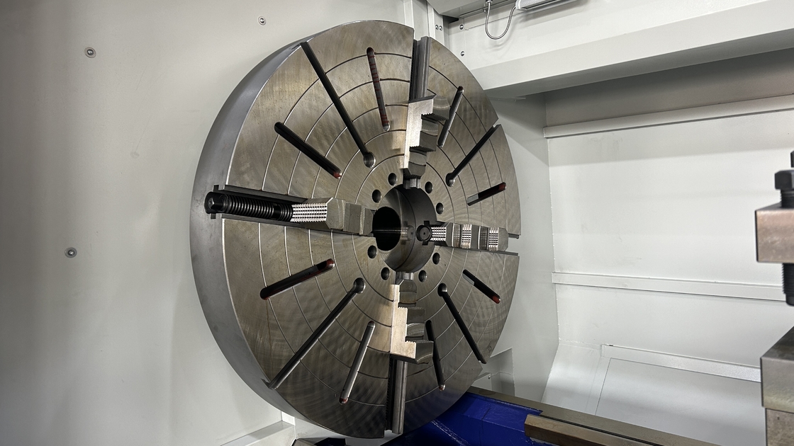 SMTCL CNC Schwerdrehmaschine HTC125300 Max Schneidlänge 3000mm Horizontales Flachbett CNC Drehmaschine