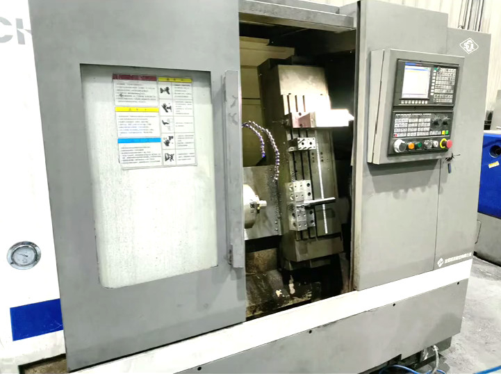 Gangwerkzeug Schrägbett CNC Drehmaschine CHK46 Automatische Gang-Typ Drehmaschine mit Stange-Feeder