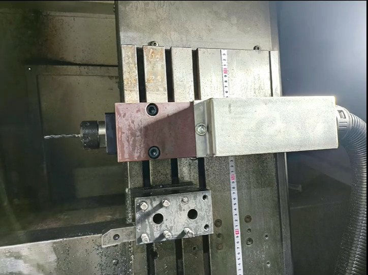 Gangwerkzeug Schrägbett CNC Drehmaschine CHK46 Automatische Gang-Typ Drehmaschine mit Stange-Feeder