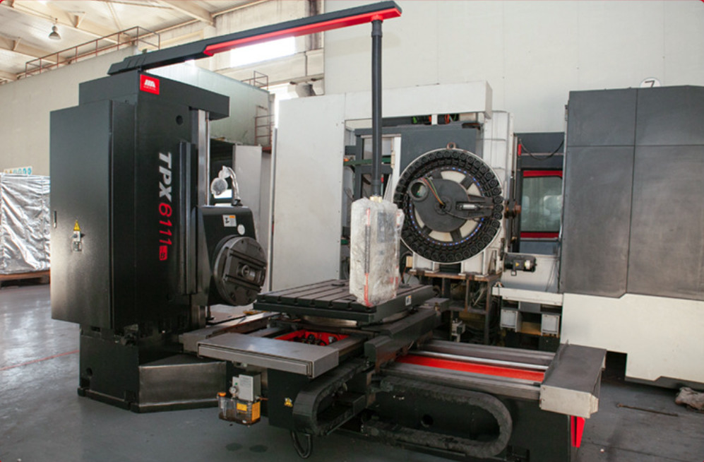 DRO Horizontale Bohr- und Fräsmaschine TPX6111B Manuelle Schwerlast-Horizontale Fräsbohrmaschine