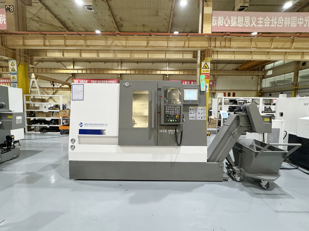 SMTCL CNC-Drehmaschine HTC40H Hochleistungs-Langstreckenkugelkäfig Motorwelle Verarbeitung Schrägbett CNC-Drehmaschine