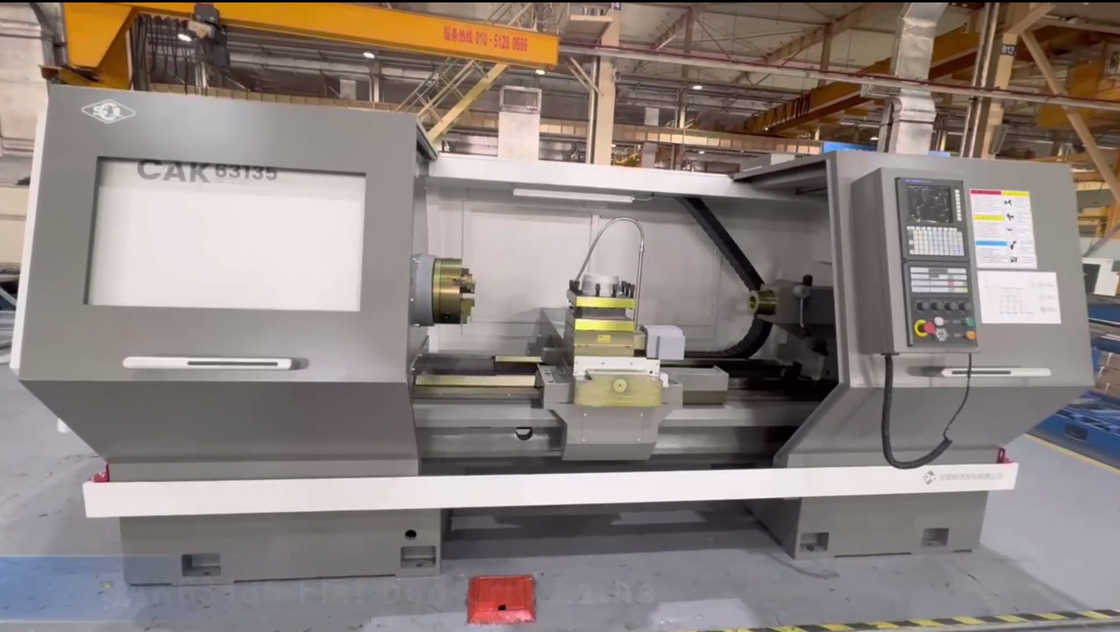 CAK 63-Serie Schwerlastflächige Horizontale Flachbett CNC-Drehmaschine zur Bearbeitung von Metallmaterialien