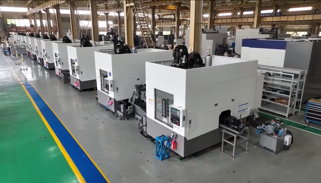 Automatisches Be- und Entladen mit umgekehrter vertikaler CNC-Drehmaschine IVT45 Automatische Produktionslinie