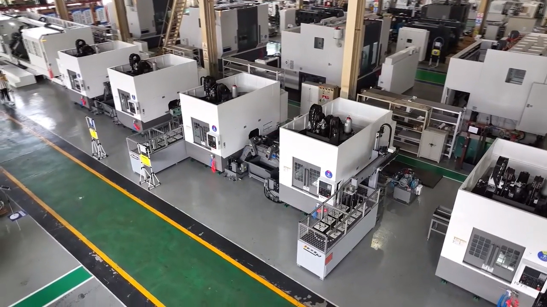 Automatisches Be- und Entladen mit umgekehrter vertikaler CNC-Drehmaschine IVT45 Automatische Produktionslinie